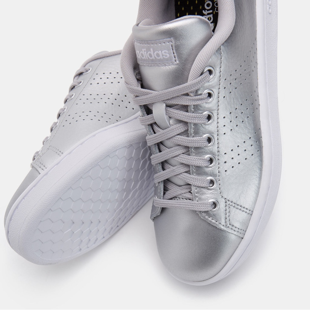 Adidas Silver Sneakers Classic Lace-Up Design